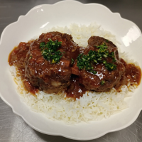 Braised Ox Tail Over Rice Dinner Experience